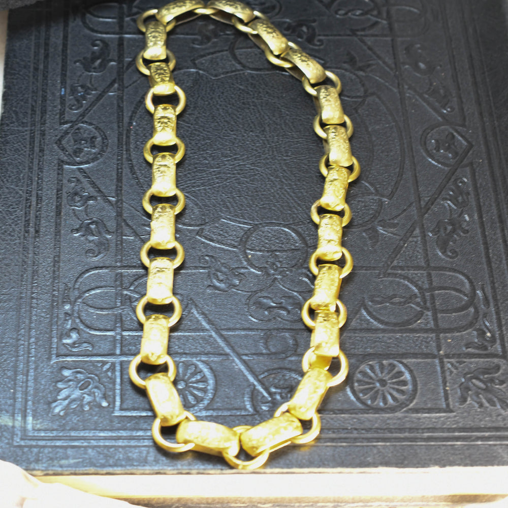 Victorian 15 carat gold bookchain collar c1880