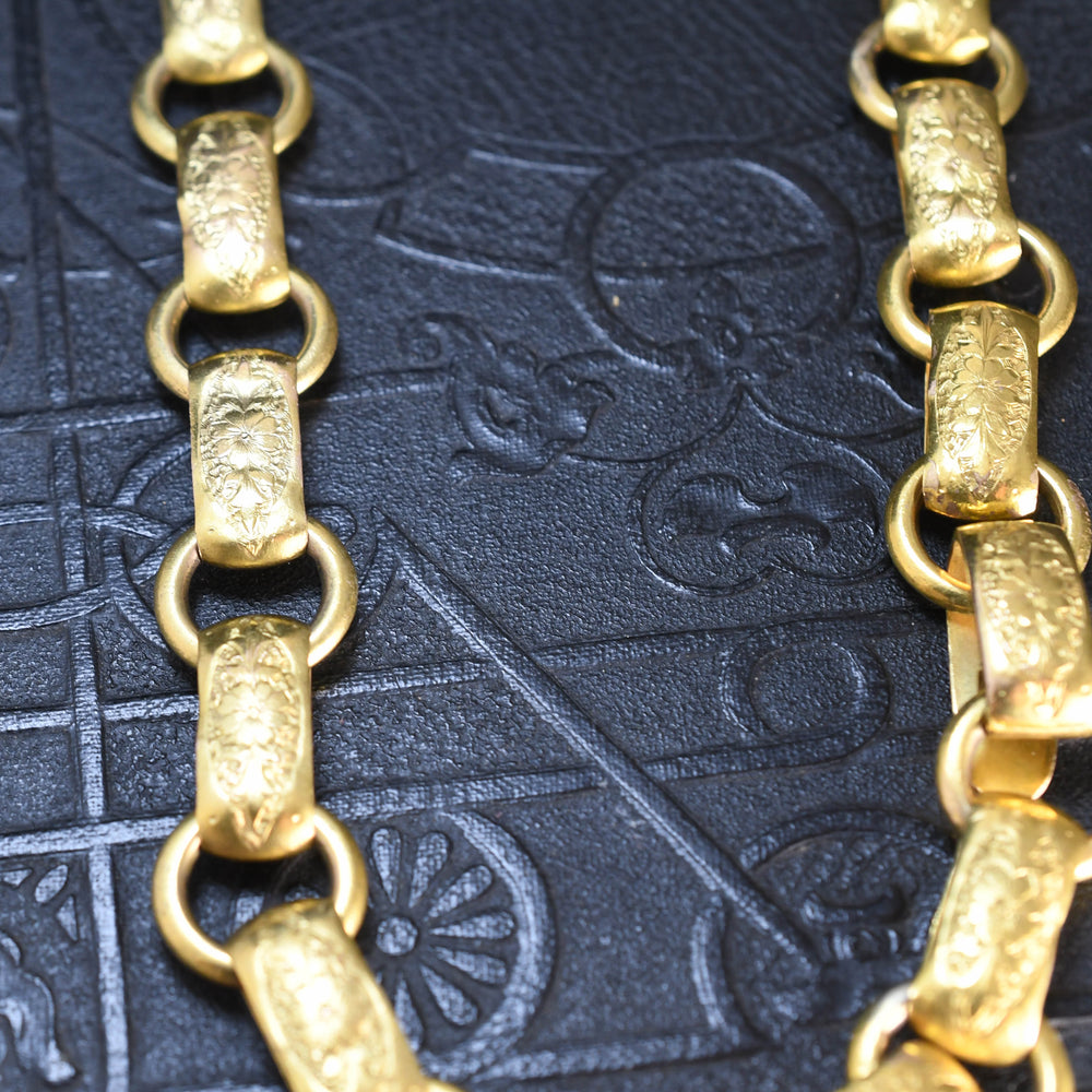 Victorian 15 carat gold bookchain collar c1880
