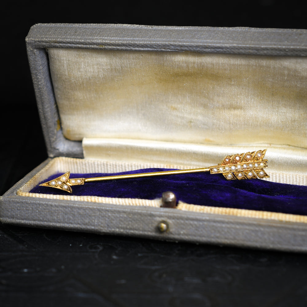 Edwardian 15k Gold & Pearl Arrow Jabot Pin