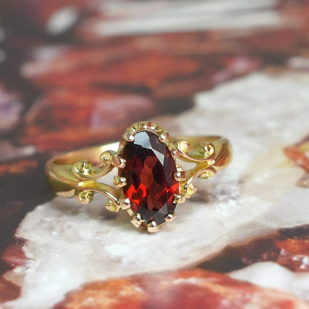 Victorian 2.02ct Garnet Solitaire Ring