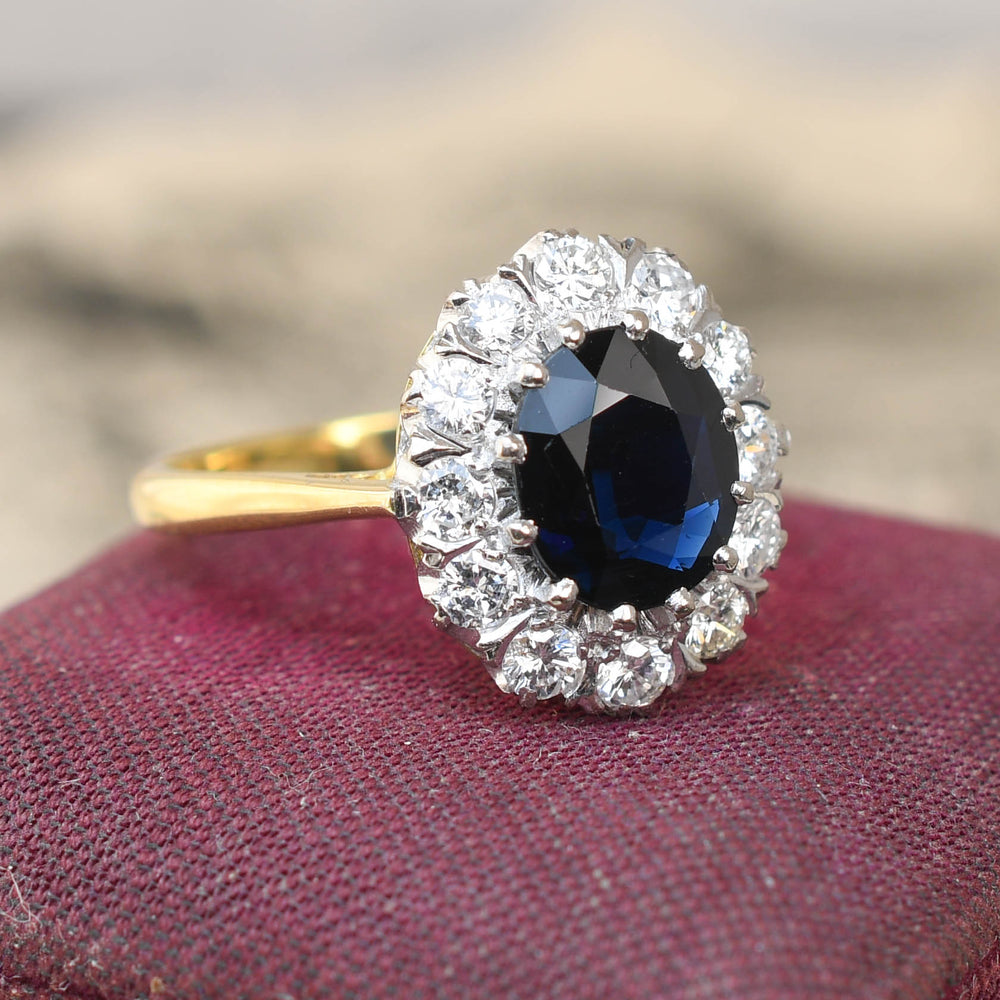 Vintage 2.12ct Sapphire & Diamond Cluster Ring