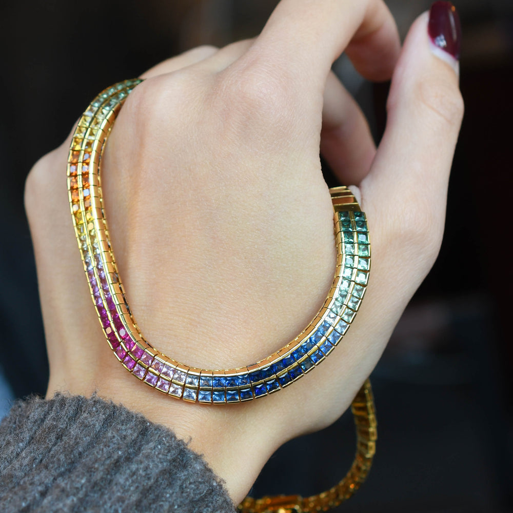 Vintage Rainbow Sapphire 18k Gold Necklace