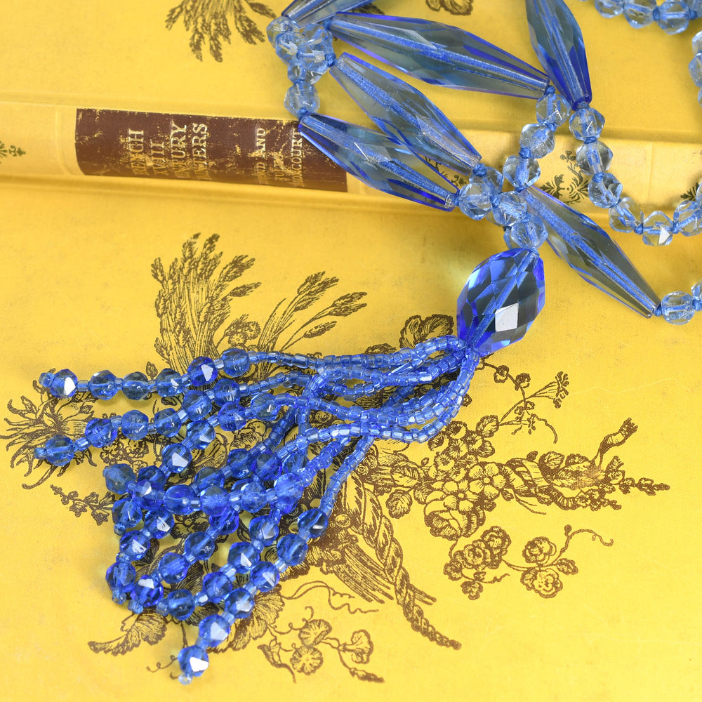 Art Deco Blue Glass Bead Sautoir Necklace