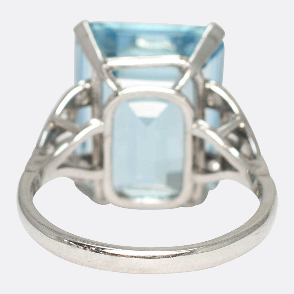 Art Deco 14.86ct Aquamarine & Diamond Cocktail Ring