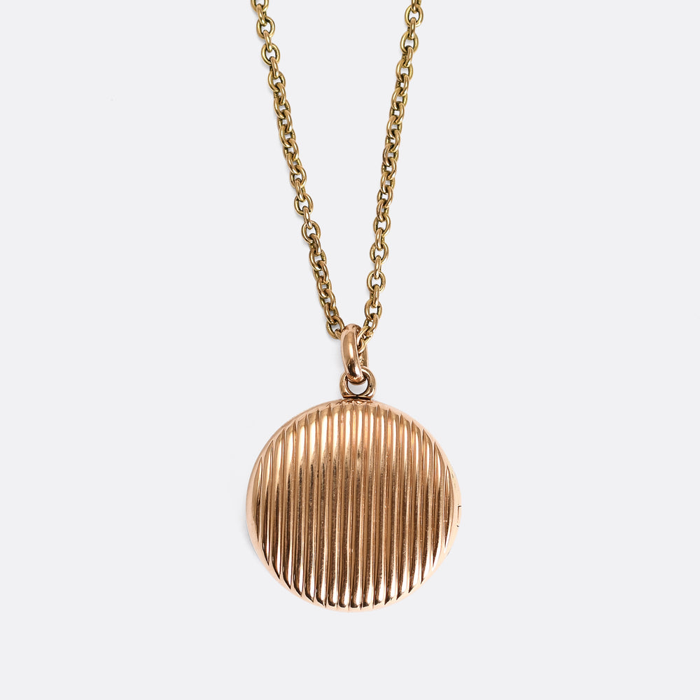 Edwardian Ribbed Gold Locket