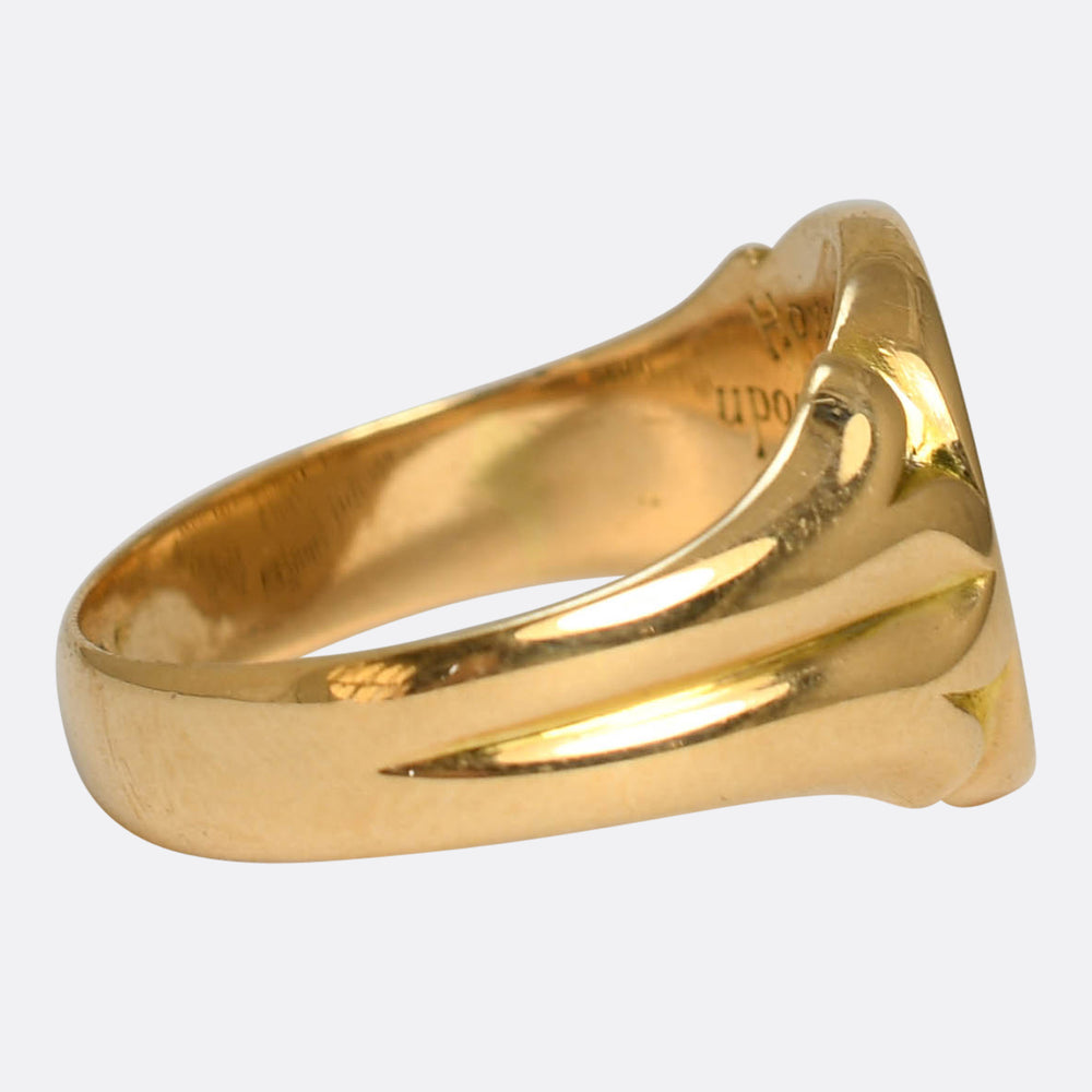 Victorian 18k Gold Engraved Signet Ring