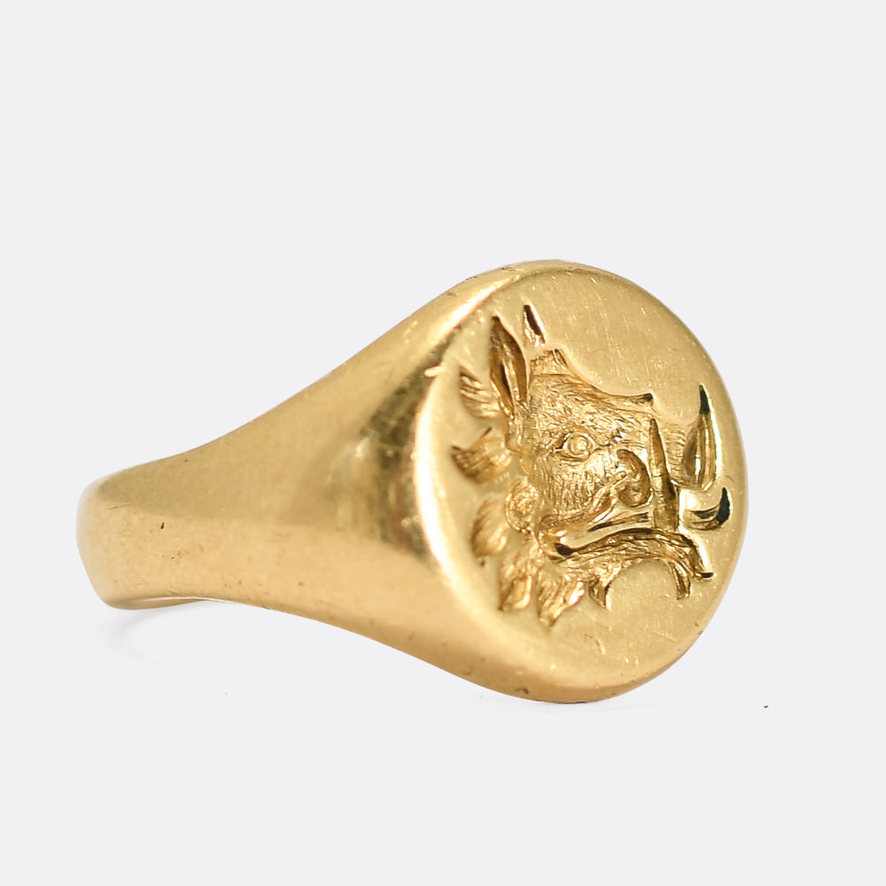 Vintage 18k Gold Boar-Head Crest Signet Ring