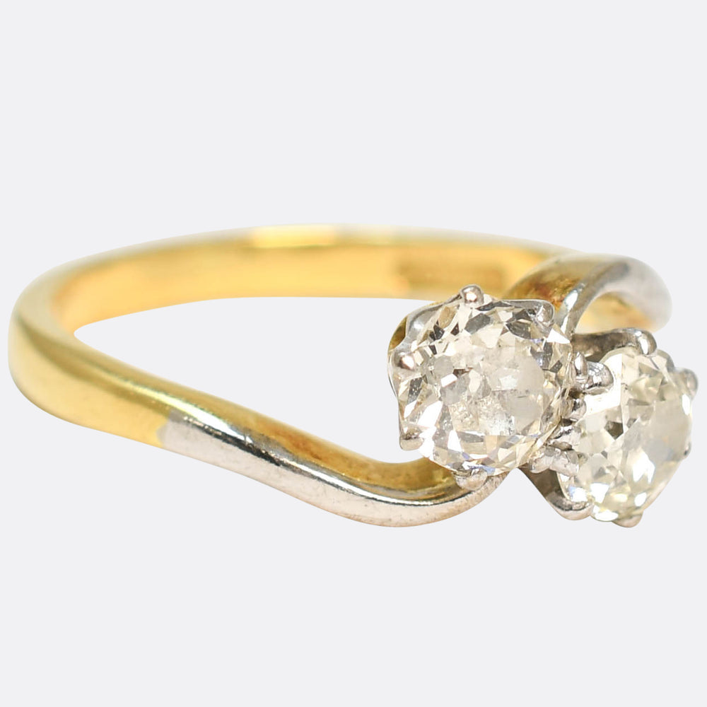 Vintage Diamond Toi et Moi Crossover Ring