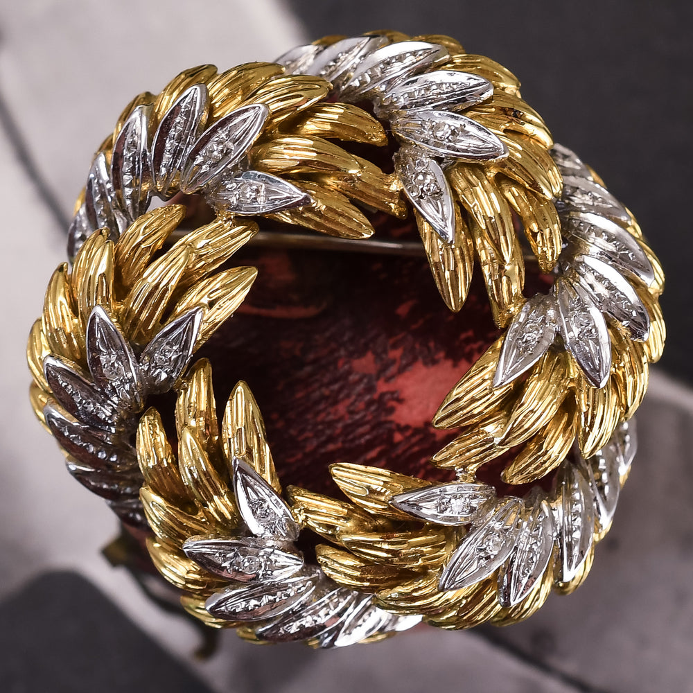 French Mid-Century Bi-Metal 18k Gold Wreath Brooch