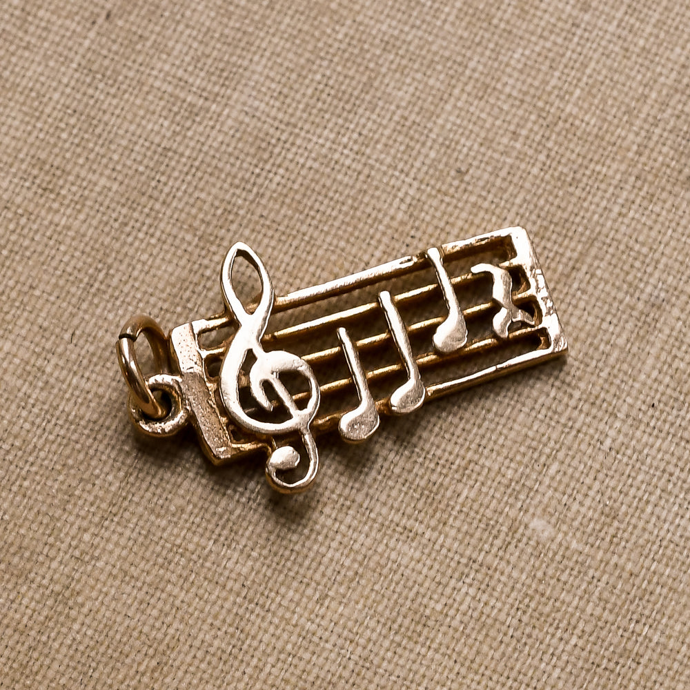 1950s Acrostic DEAREST Musical Notes Charm