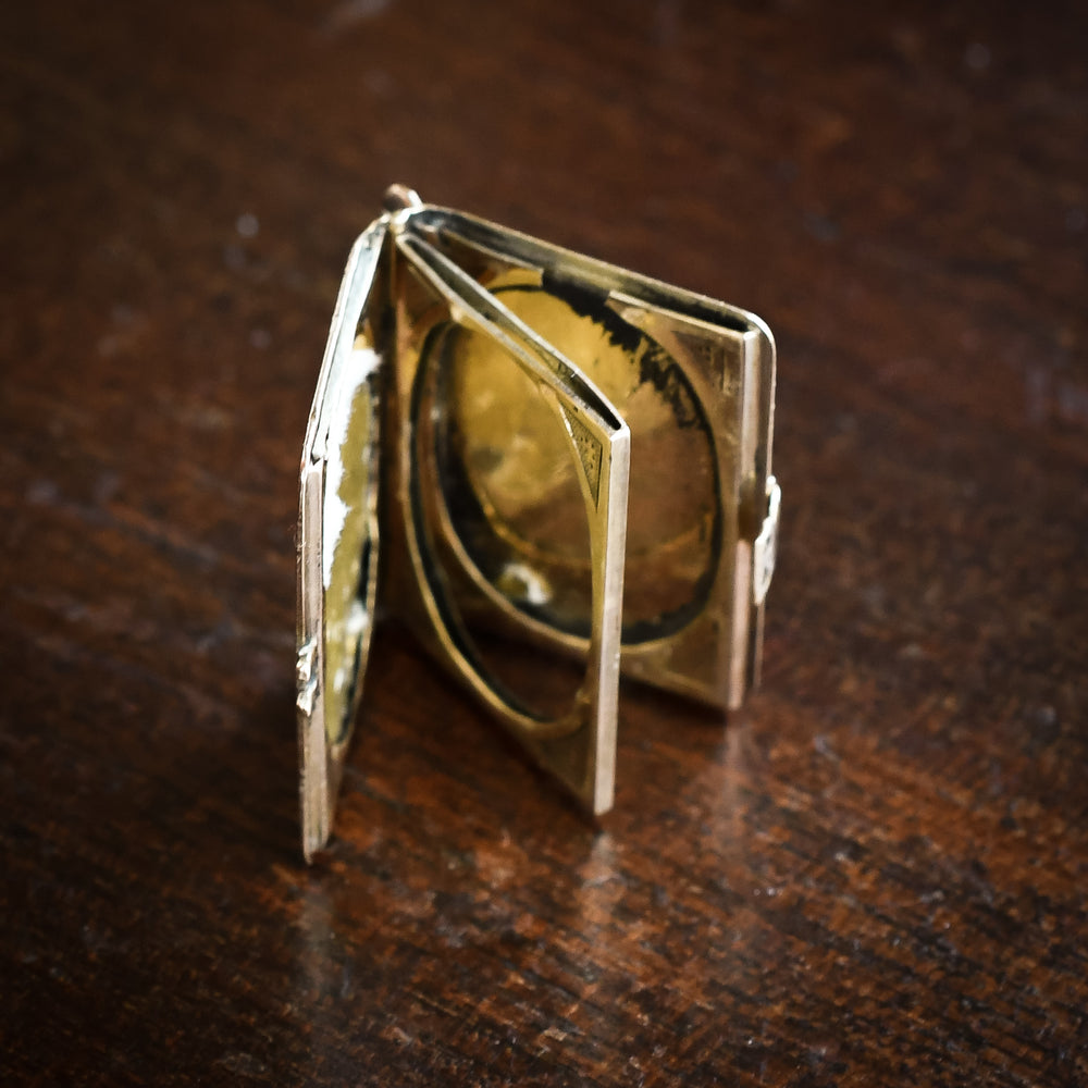Victorian Souvenir Book Locket