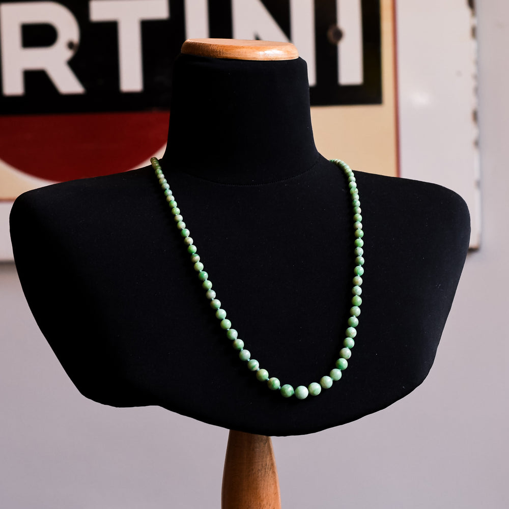 Art Deco Jade Bead Necklace