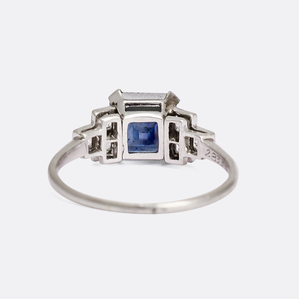 Art Deco 2.50ct Sapphire & Diamond Stepped Shoulders Solitaire Ring