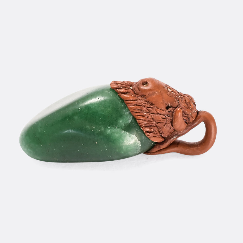 Art Deco Bakelite & Chalcedony Highland Coo Pendant