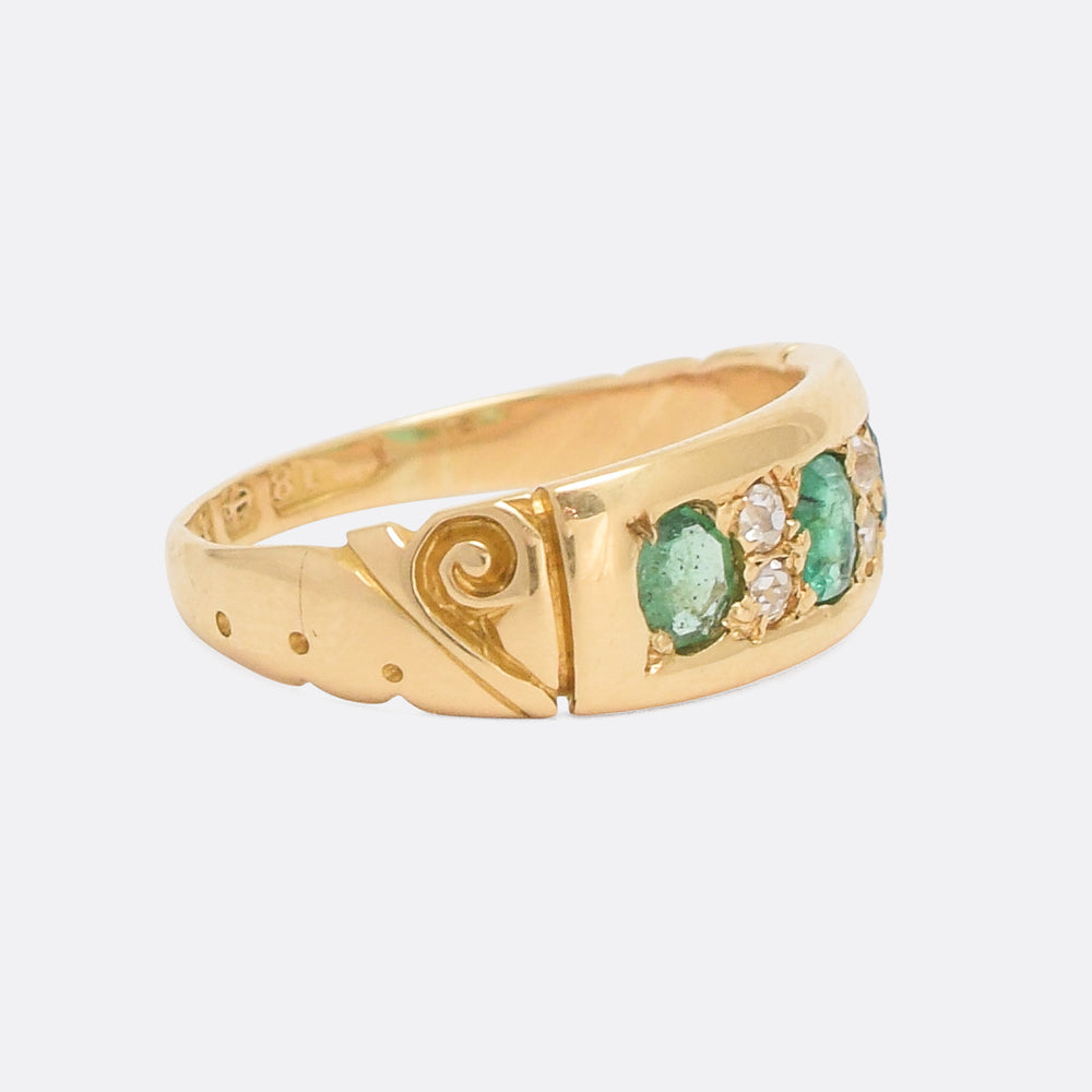 Late Victorian Emerald & Diamond Gypsy Ring