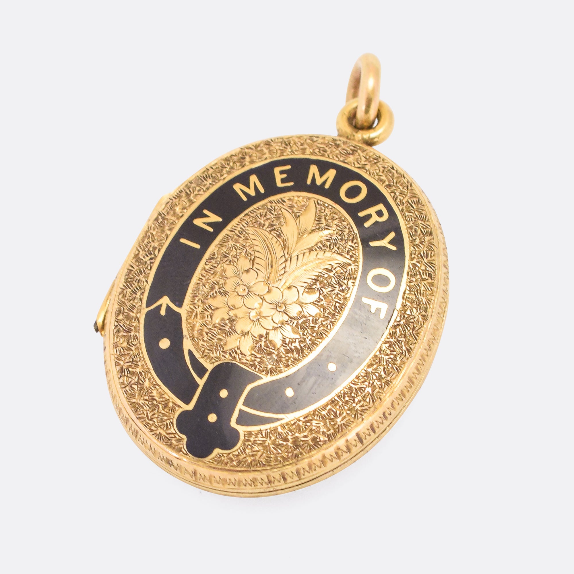 Victorian IN MEMORY OF Oval Mourning Locket – Butter Lane Antiques