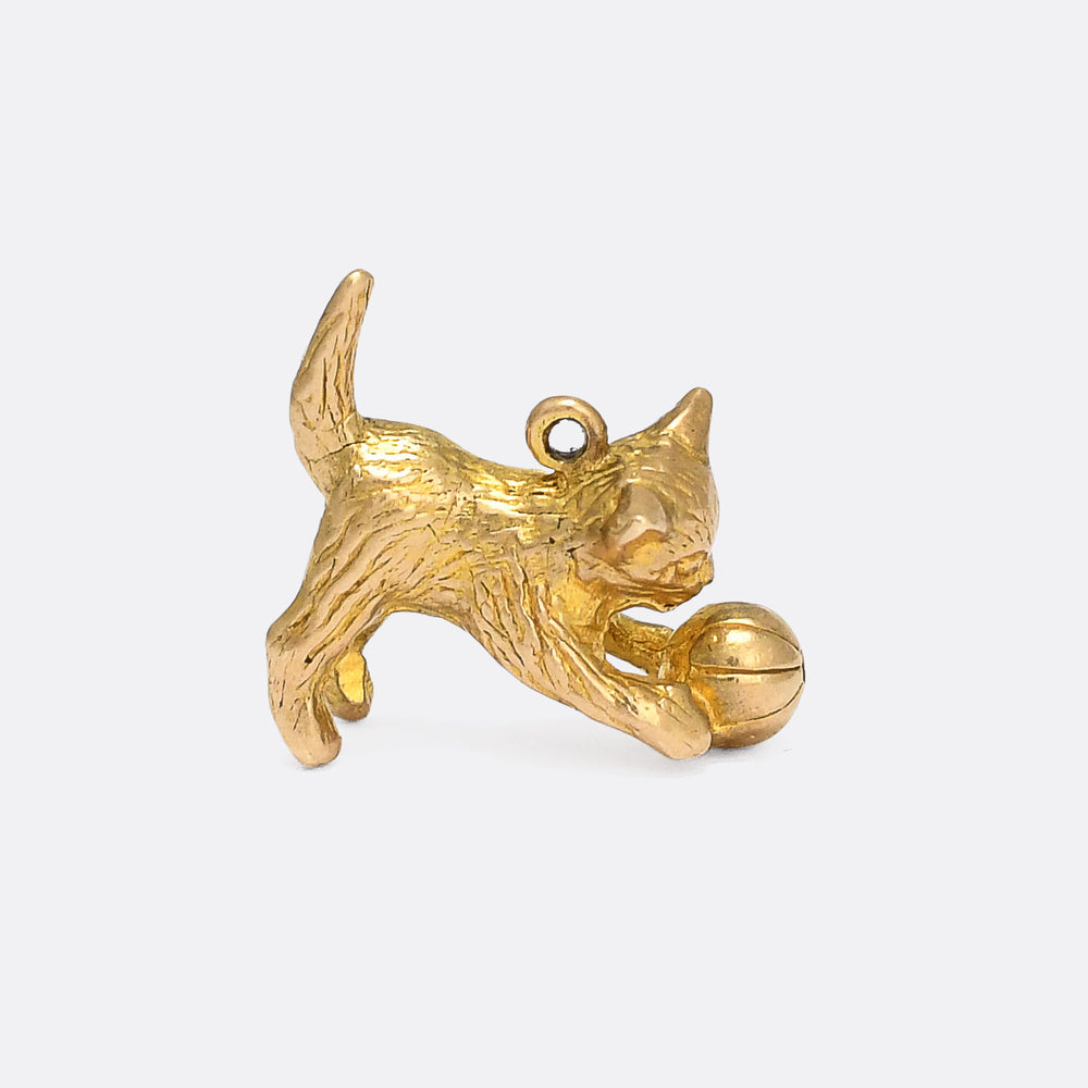 Vintage Solid Gold Kitten Charm