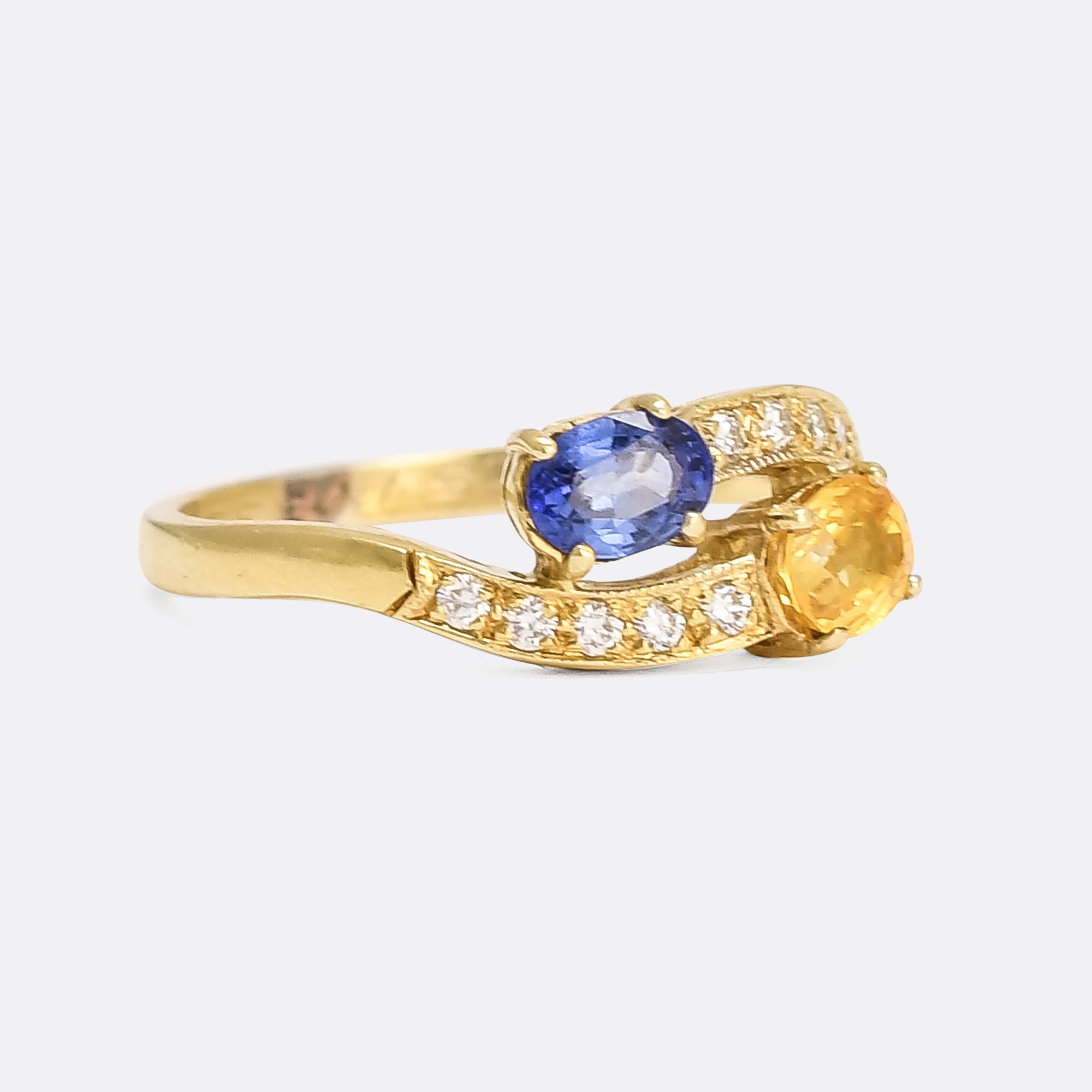 Blue sapphire and yellow sapphire together store